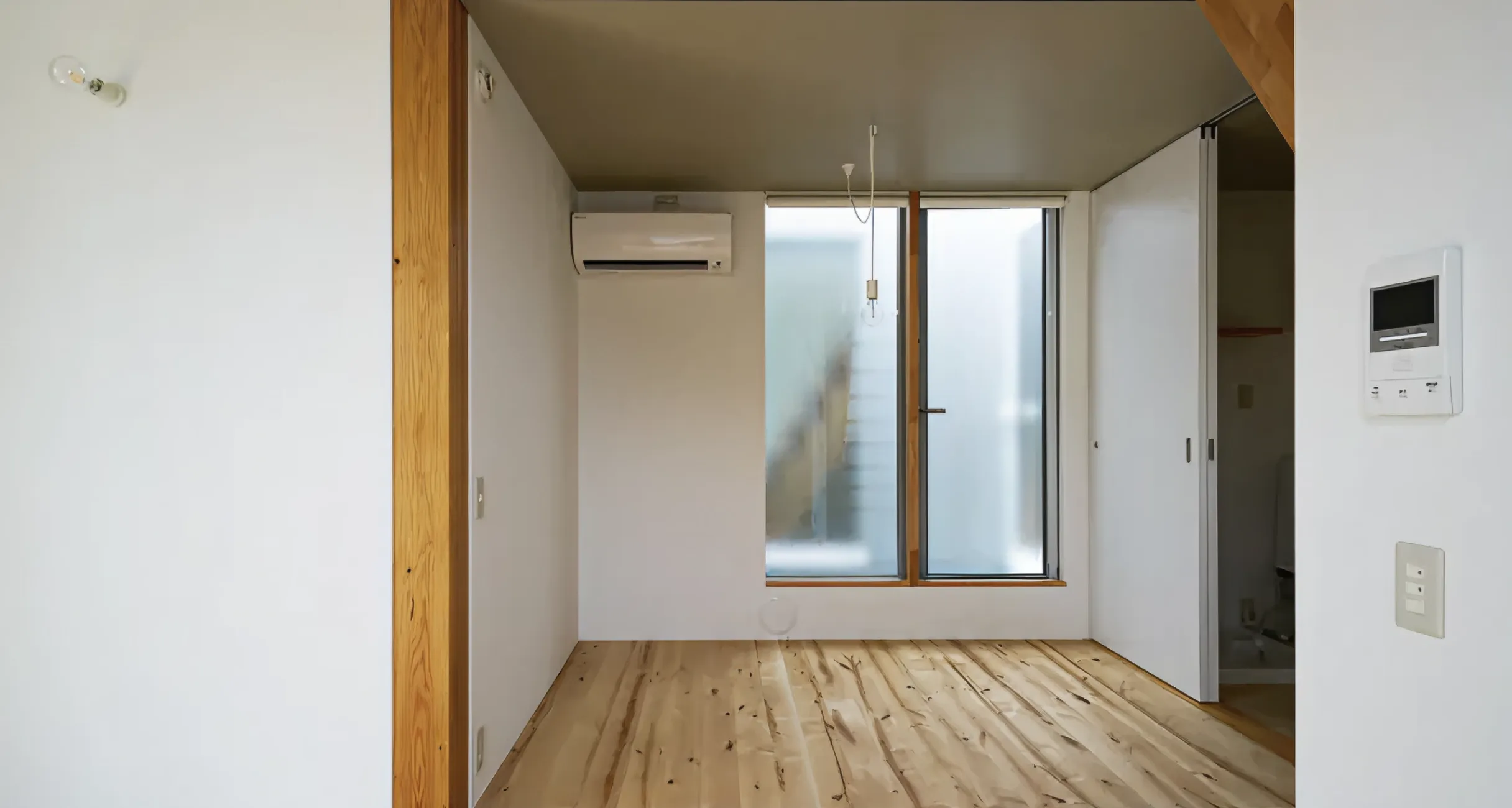 アーキデザインの商品が採用された「ニシオギソウ」の一室