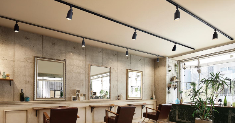 配線ダクトの種類や選び方を知り、 空間を美しく魅せる活用法