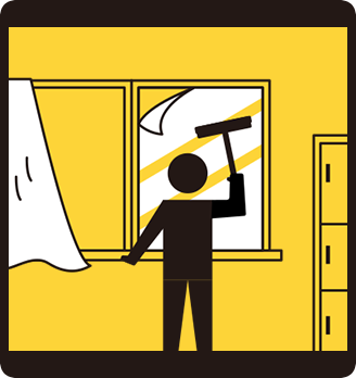 ガラスの食器棚