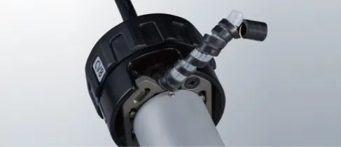 剥いた被覆が飛び散りにくく、後始末がしやすい