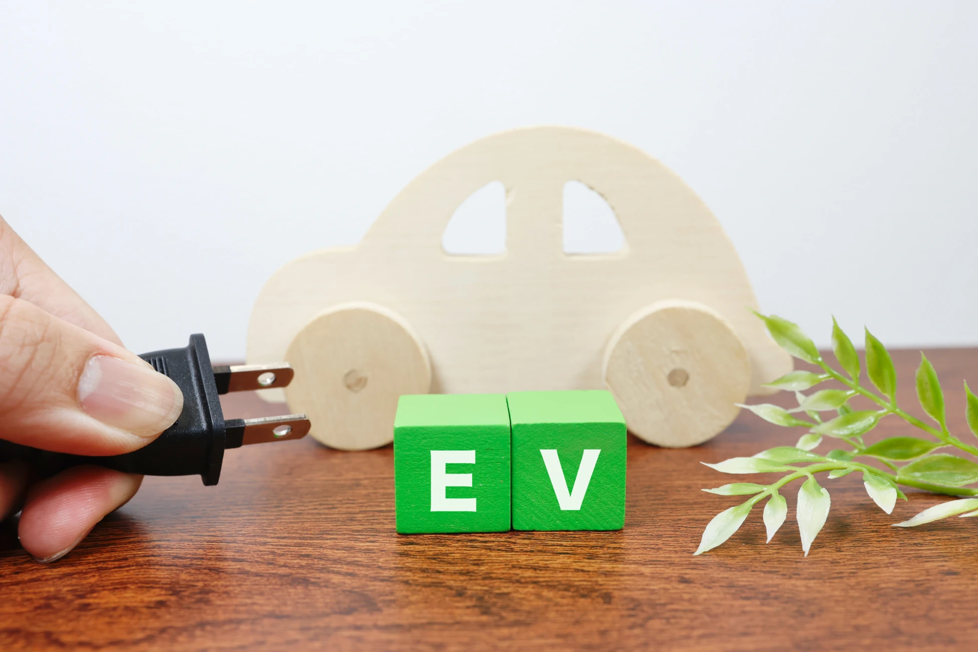 まとめ：電気自動車（EV）の充電料金・電気代を把握して、上手に節約しよう