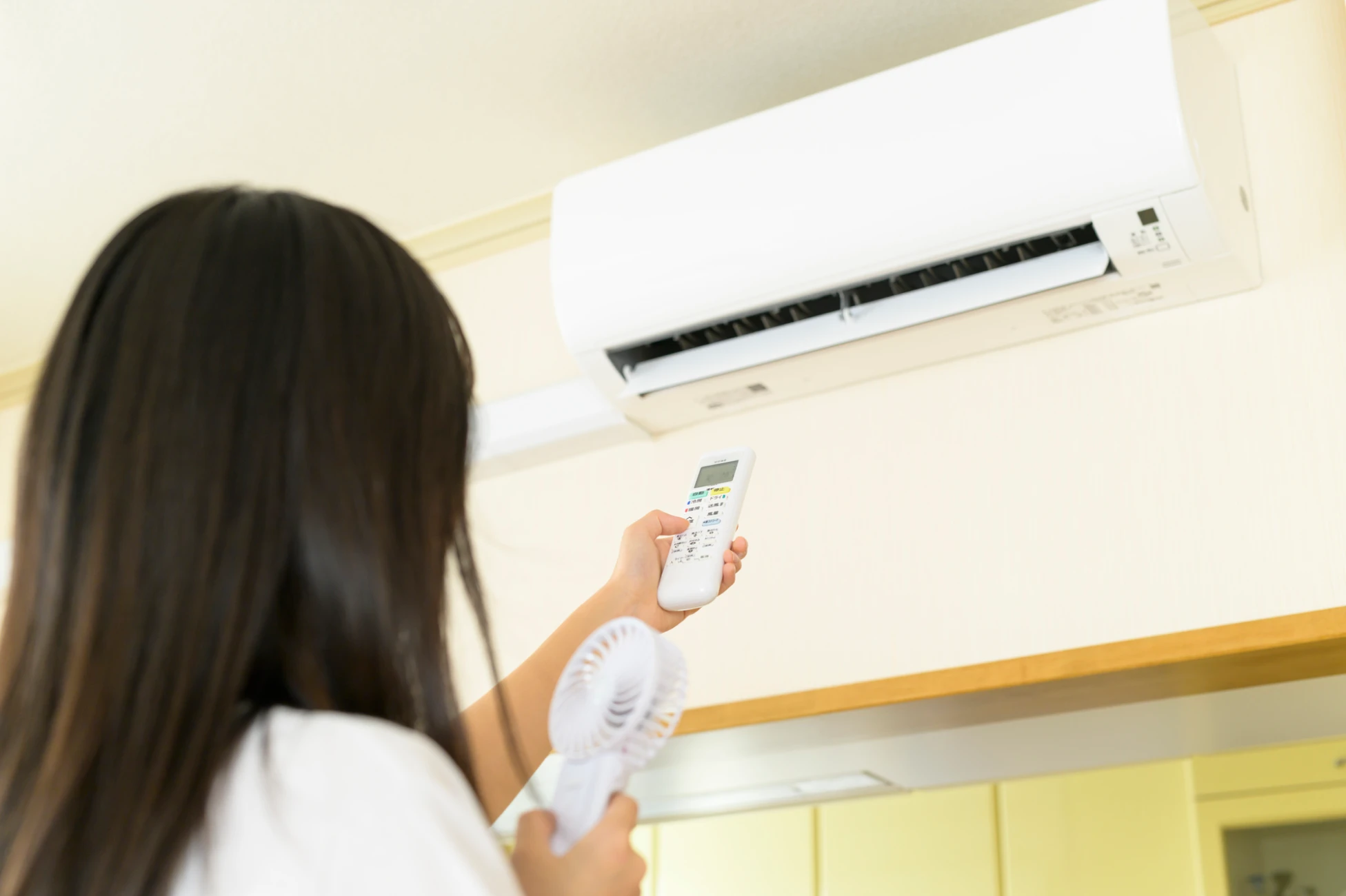 まとめ：扇風機とエアコンを上手に使い分けて電気代を抑えよう