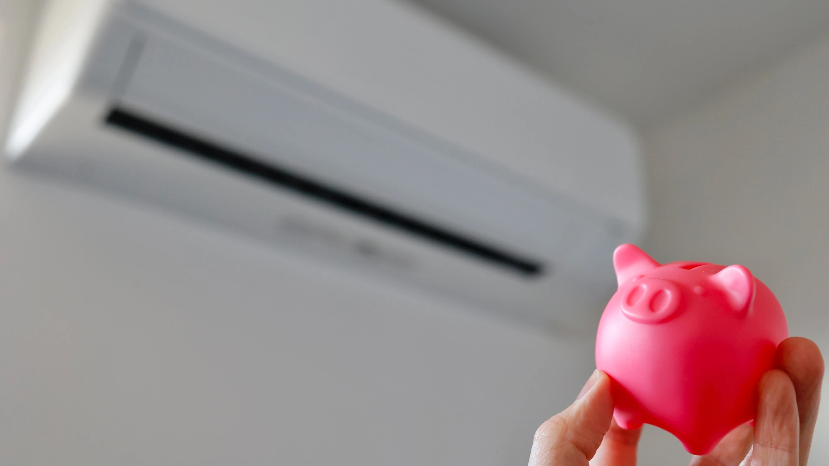 夏の電気代が高い理由とは？平均額・消費電力の内訳とエアコンを我慢しない節約術