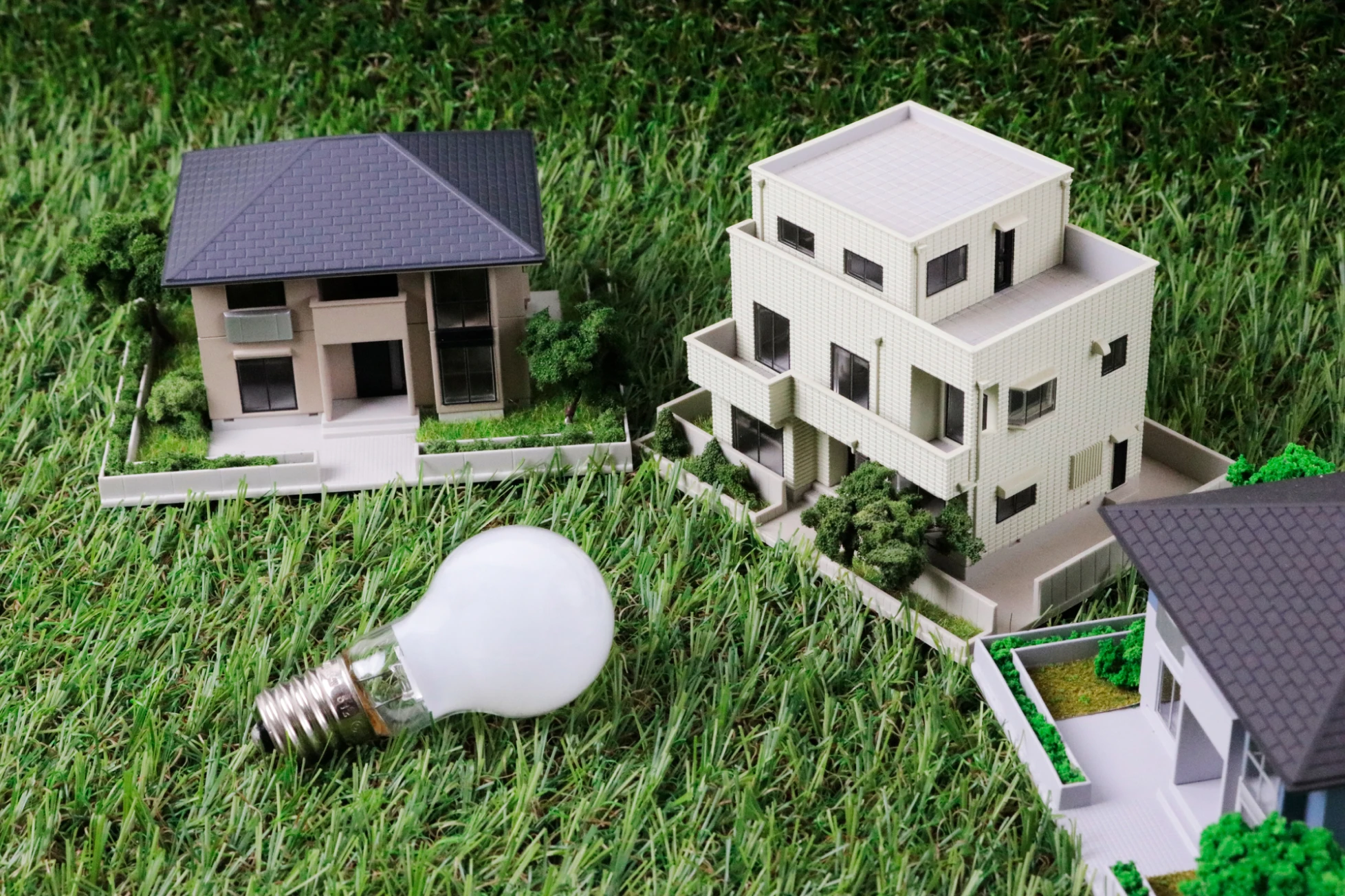 【世帯人数・住宅タイプ別】電気使用量の平均一覧