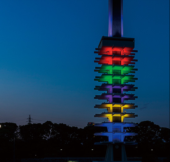 駒沢オリンピック公園総合運動場 管制塔 | ライトアップ演出用照明器具（LEDカラー演出照明）｜納入事例 |
