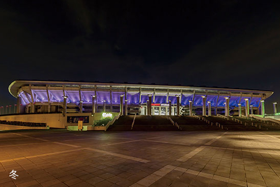 横浜国際総合競技場 | ダイナミック演出（LEDカラー演出照明）｜納入事例 | 