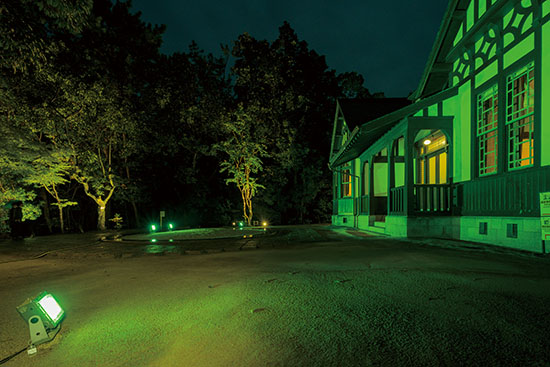 入船山記念館ライトアップ整備事業 | ダイナミック演出（LEDカラー演出照明）｜納入事例 | 