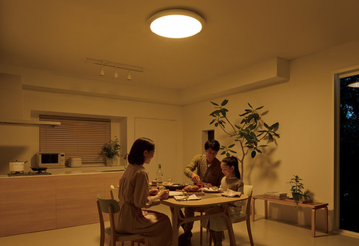食事のあかり