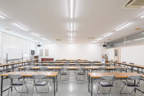 照明操作をシンプルにし、会議内容に応じた照明切替で使い勝手を向上