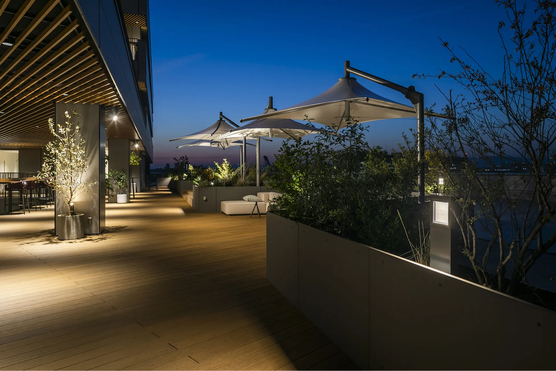 屋外テラスの画像