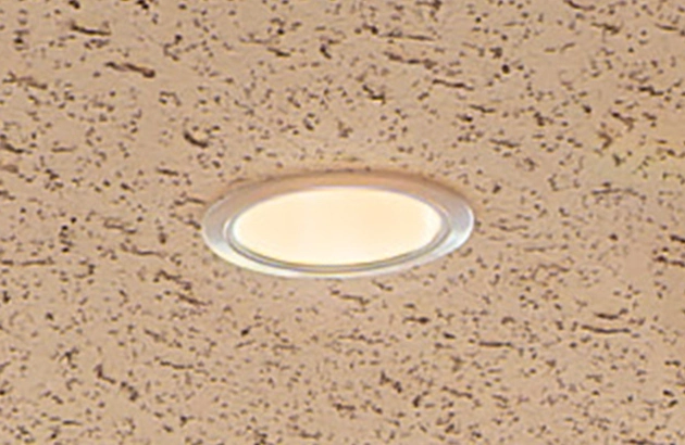 天井に設置されたSmartArchi Soft Light Round Type