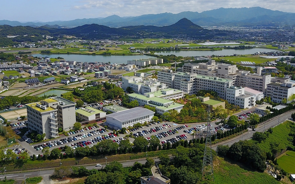 香川大学キャンパスの航空写真