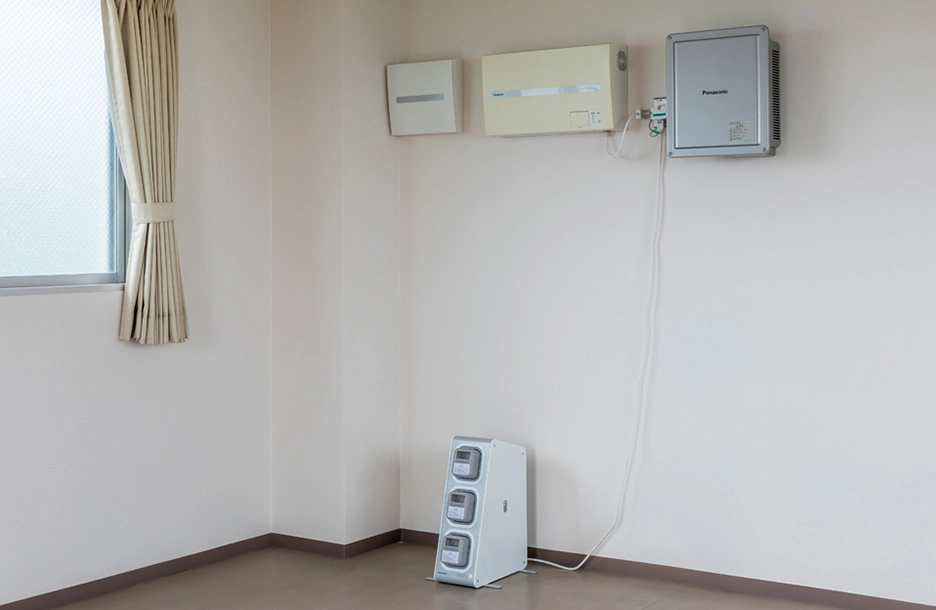 長原地区津波避難タワーに設置されたe-blockステーション