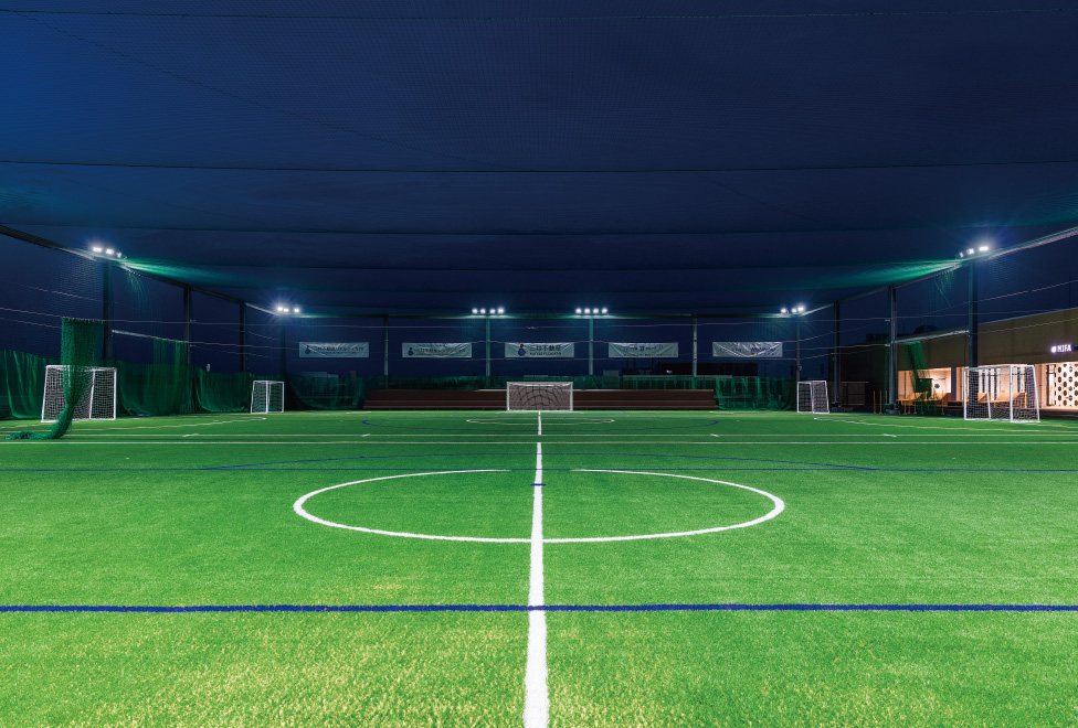 MIFAが運営するフットボールパークに設置された投光器