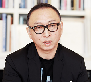 �u���̏Ɩ��f�U�C���́g�����́h�Ɍ������v