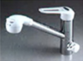 写真：浄水器付き水栓