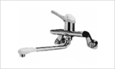 写真：壁付け型水栓タイプ