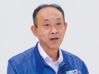 執⾏役員 リテール事業本部 副本部⻑兼宮崎リテール ジェネラルマネージャー 黒⽊ 忠良様