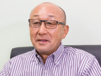 理事⻑ ⿑藤 昭弘様