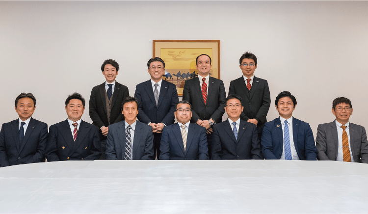 座談会にお集まりいただいた皆様と当社宇都宮電材営業所所員