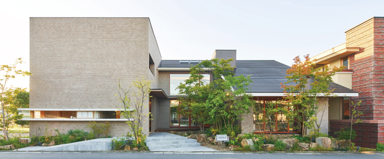 RSKハウジングプラザ グランヅ展示場　外観