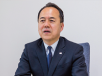 金子 雄治様