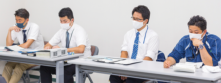 座談会の様子。海老名市職員の皆様