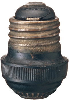 創業商品「アタッチメントプラグ」