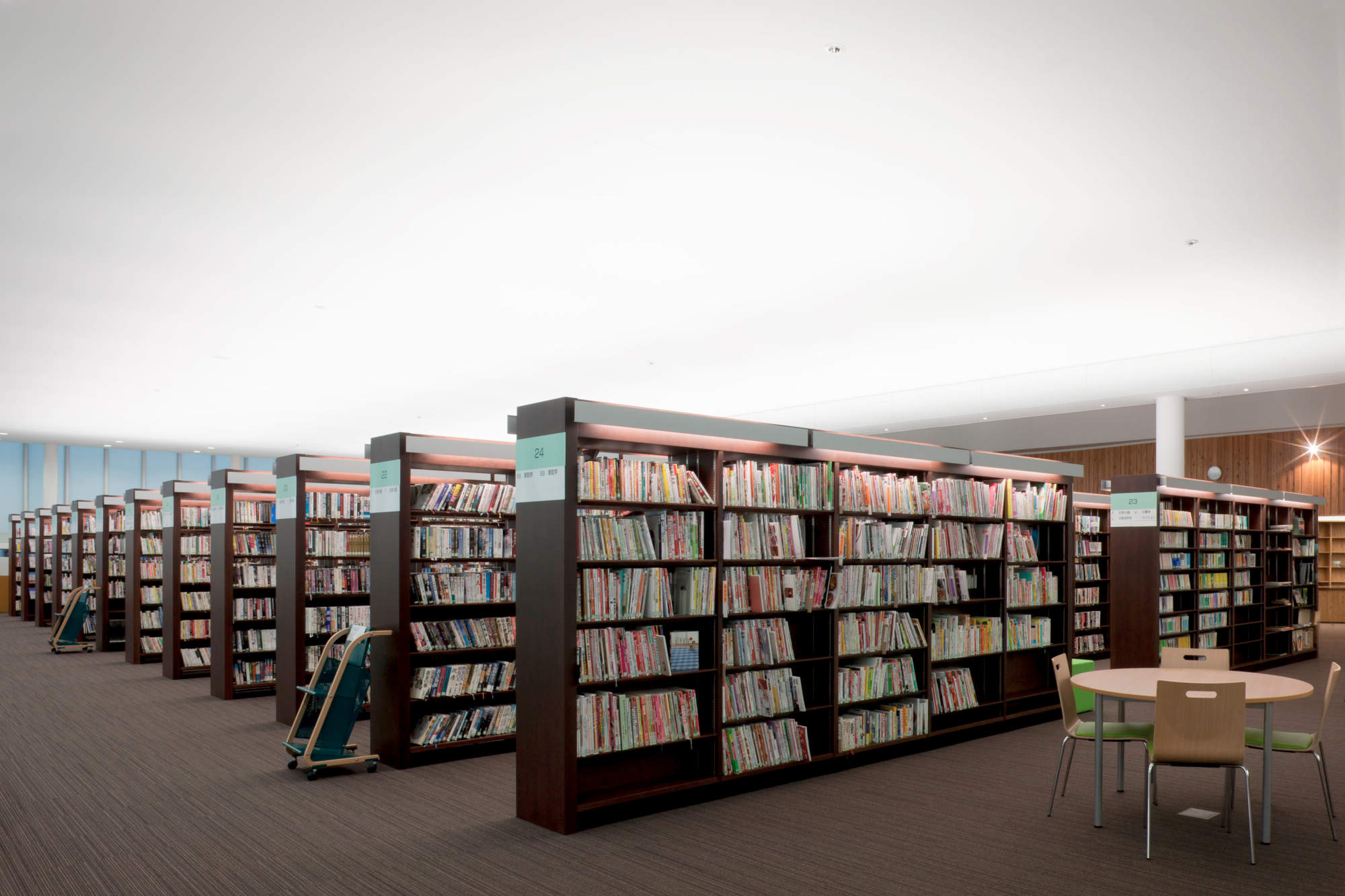 田辺市文化交流センター たなべる 図書室 資料室 納入事例集 電気 建築設備 Panasonic