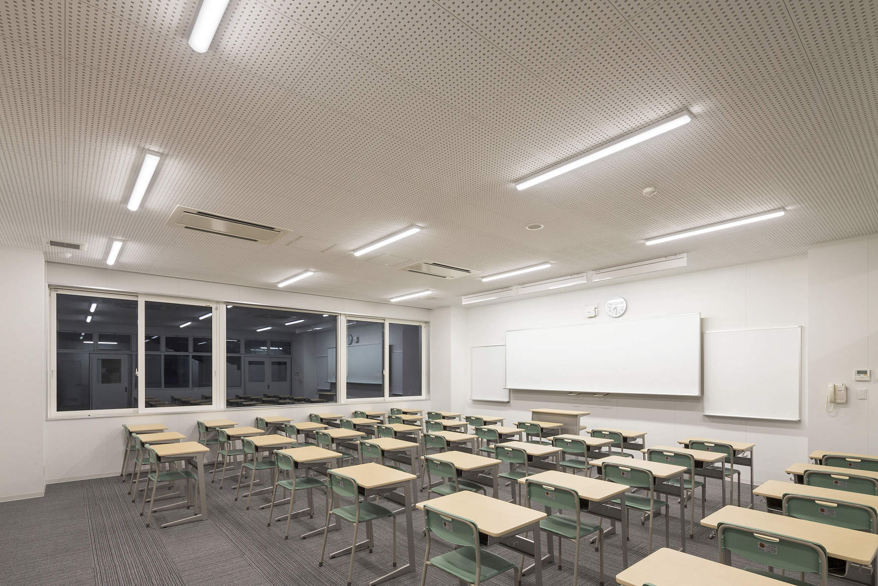 学校法人希望学園 札幌第一高等学校 教室 納入事例集 電気 建築設備 Panasonic