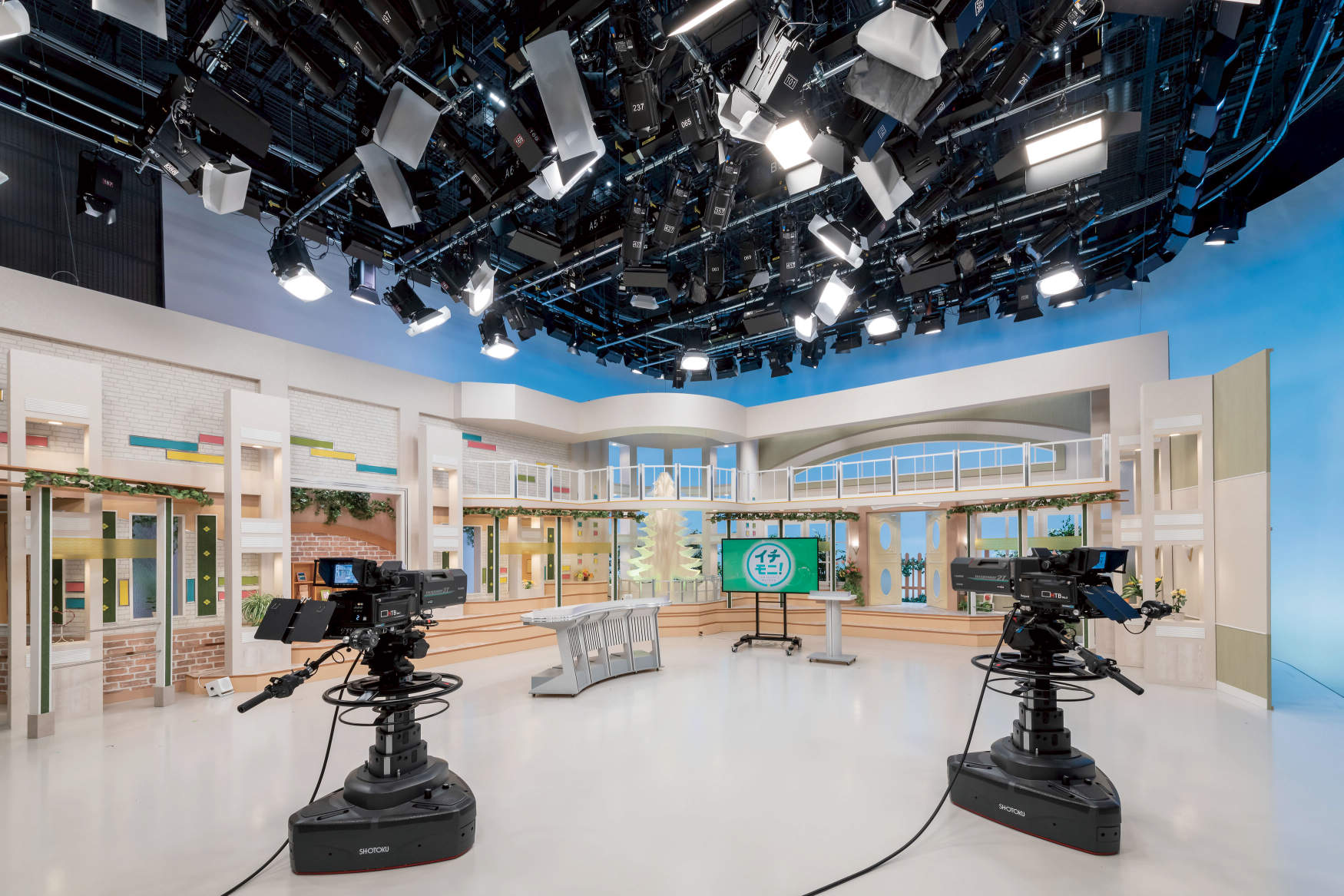 北海道テレビ放送新社屋 スタジオ 納入事例集 電気 建築設備 Panasonic