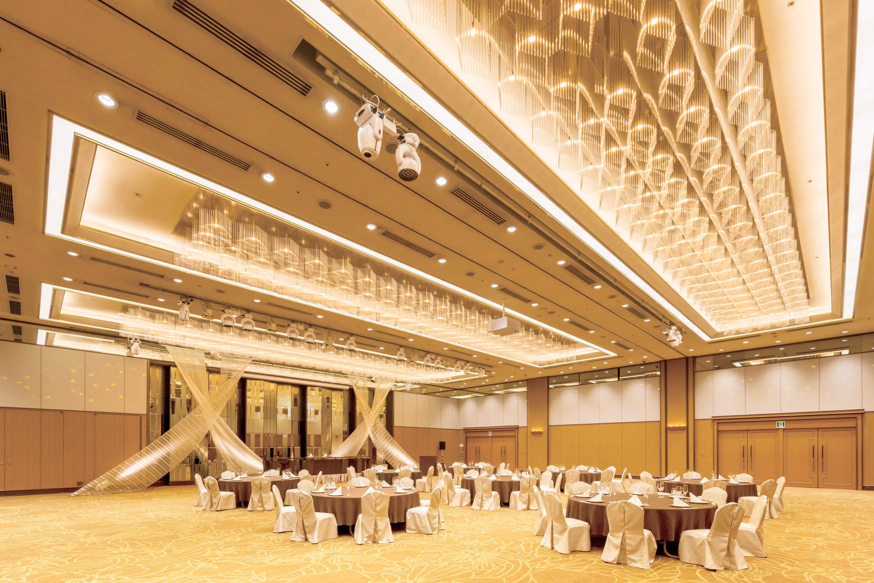 ANAクラウンプラザホテル金沢 宴会場 納入事例集 電気・建築設備 Panasonic