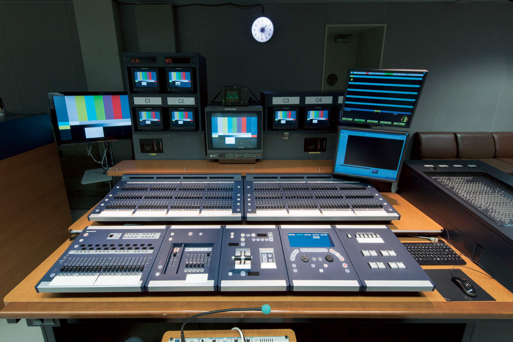 関西テレビ放送株式会社 レモンスタジオL1・L2スタジオ照明操作卓更新工事 | 納入事例集 | 電気・建築設備 | Panasonic