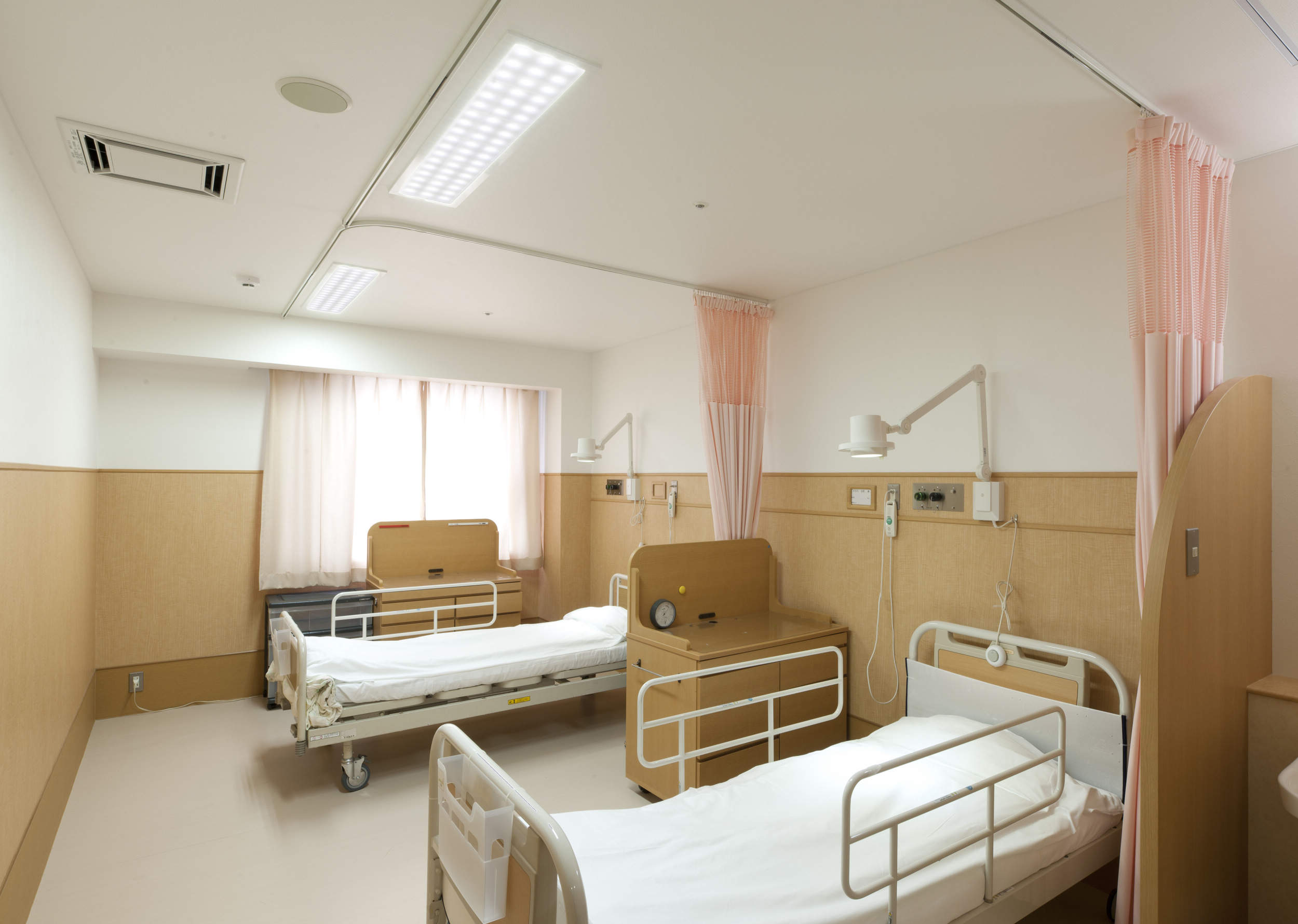 粕屋南病院増改築工事 | 納入事例集 | 電気・建築設備 | Panasonic