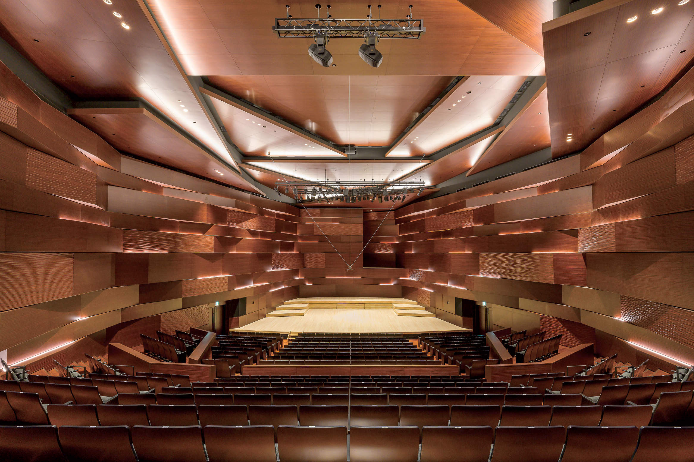 東京音楽大学 中目黒 代官山キャンパス ｔｃｍホール 納入事例集 電気 建築設備 Panasonic