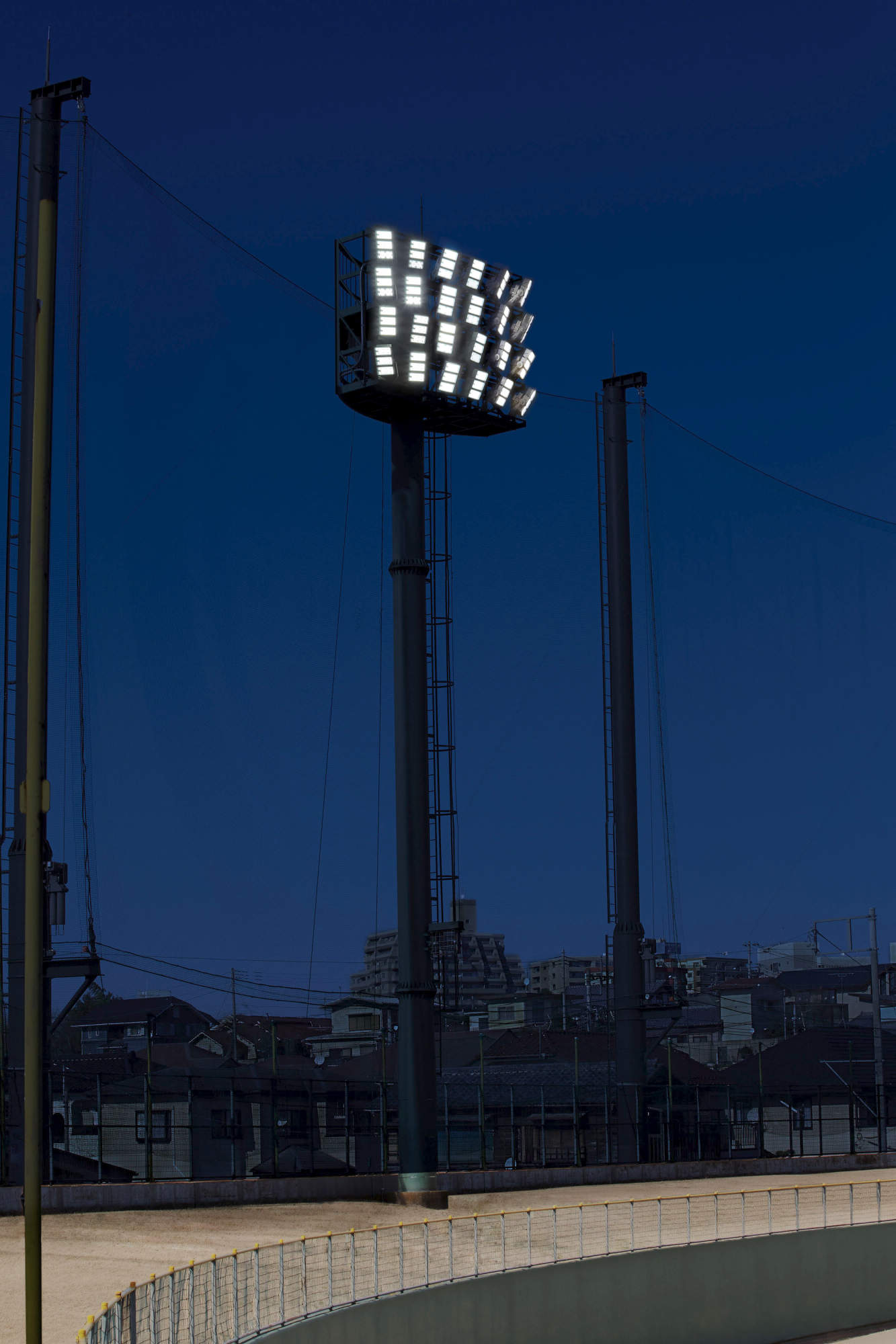 高崎市城南野球場夜間照明設備led化 納入事例集 電気 建築設備 Panasonic