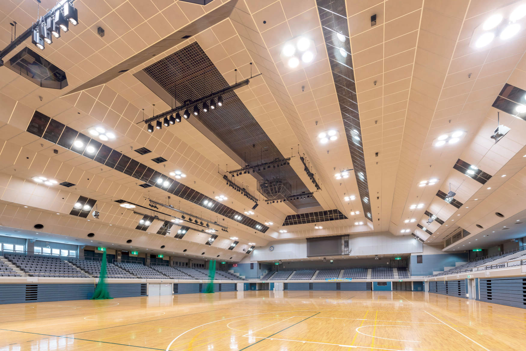 船橋市総合体育館 船橋アリーナ 改修工事 広間 ホール 納入事例集 電気 建築設備 Panasonic